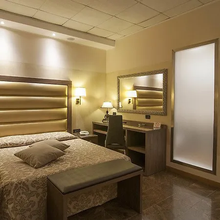 Otel Torino Wellness & 4*