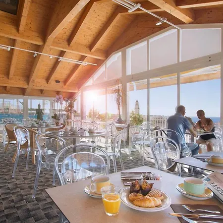 Szálloda Torino Wellness & 4*
