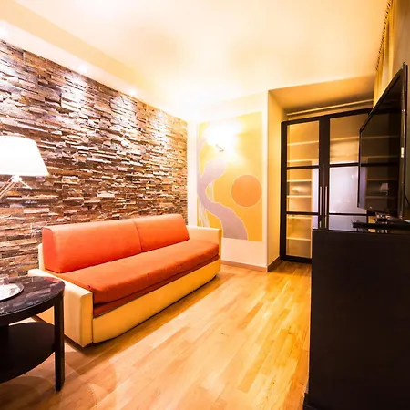 Готель Torino Wellness & 4*