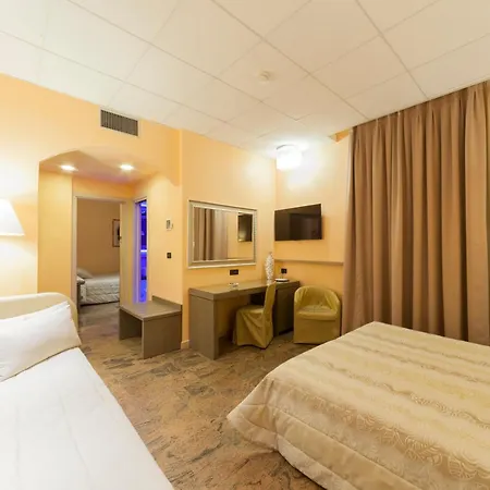 Torino Wellness & Готель