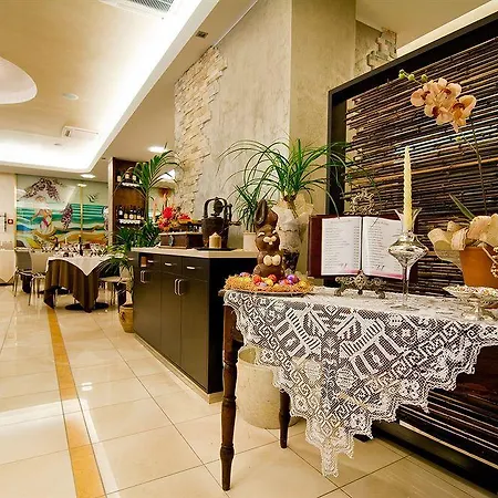 Torino Wellness & 4*