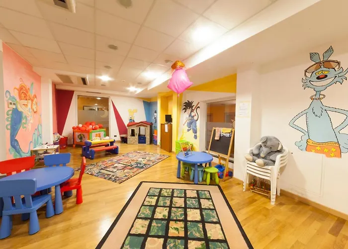 Готель Torino Wellness & 4*