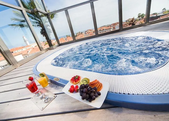 Готель Torino Wellness & Діано-Марина