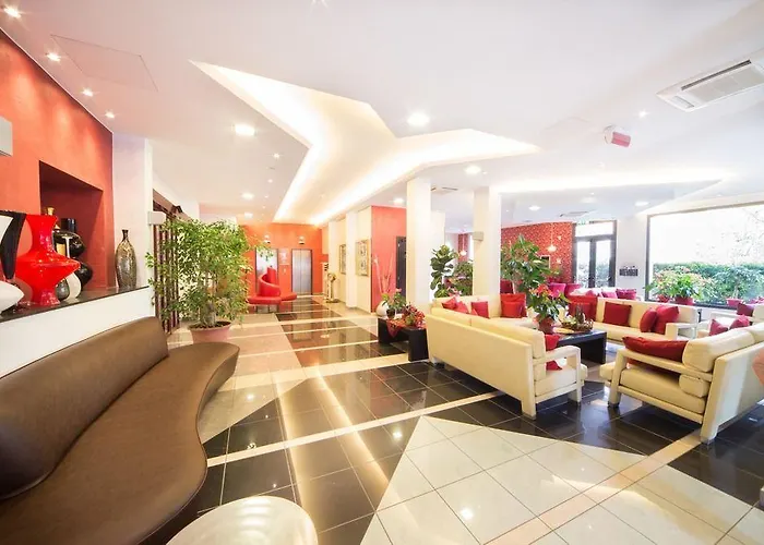 Готель Torino Wellness & Діано-Марина