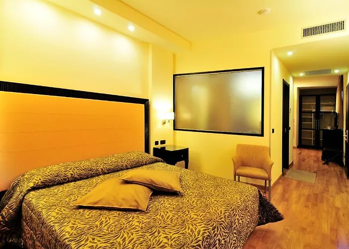 Готель Torino Wellness & Діано-Марина