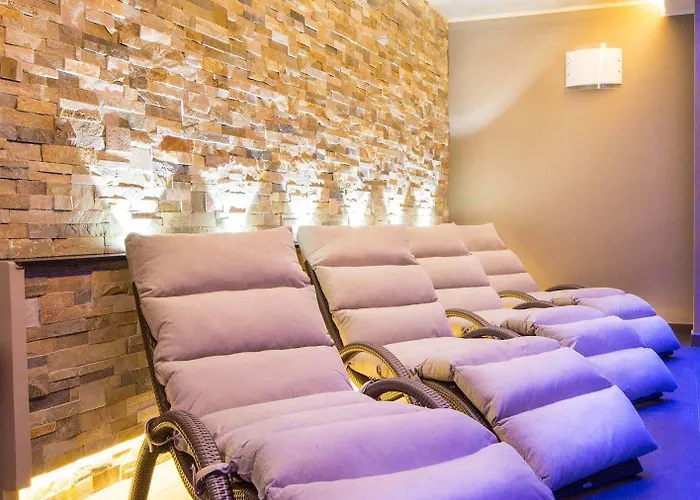 Torino Wellness & Готель